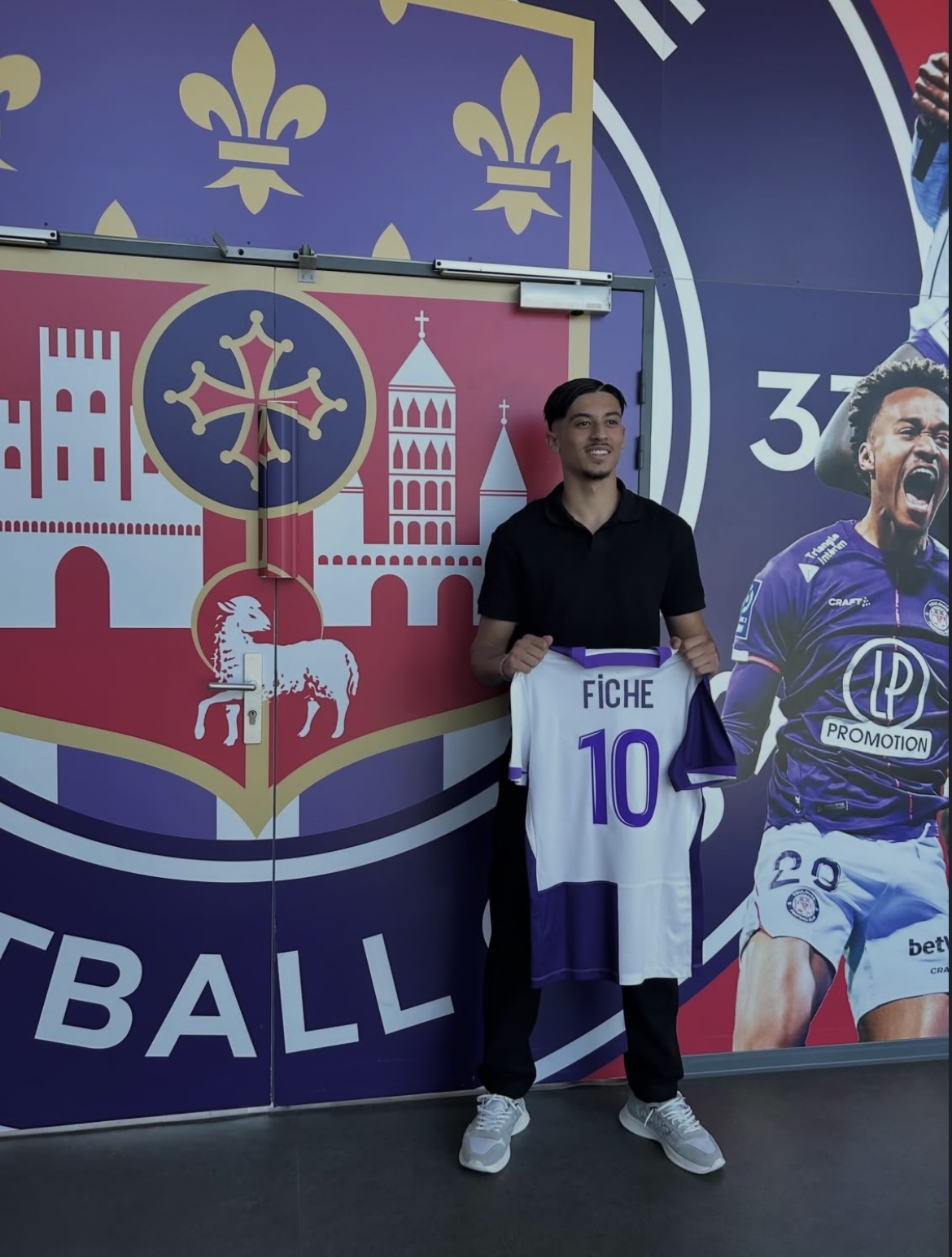 Mercato : Toulouse mise sur le jeune talent Anis Fiche