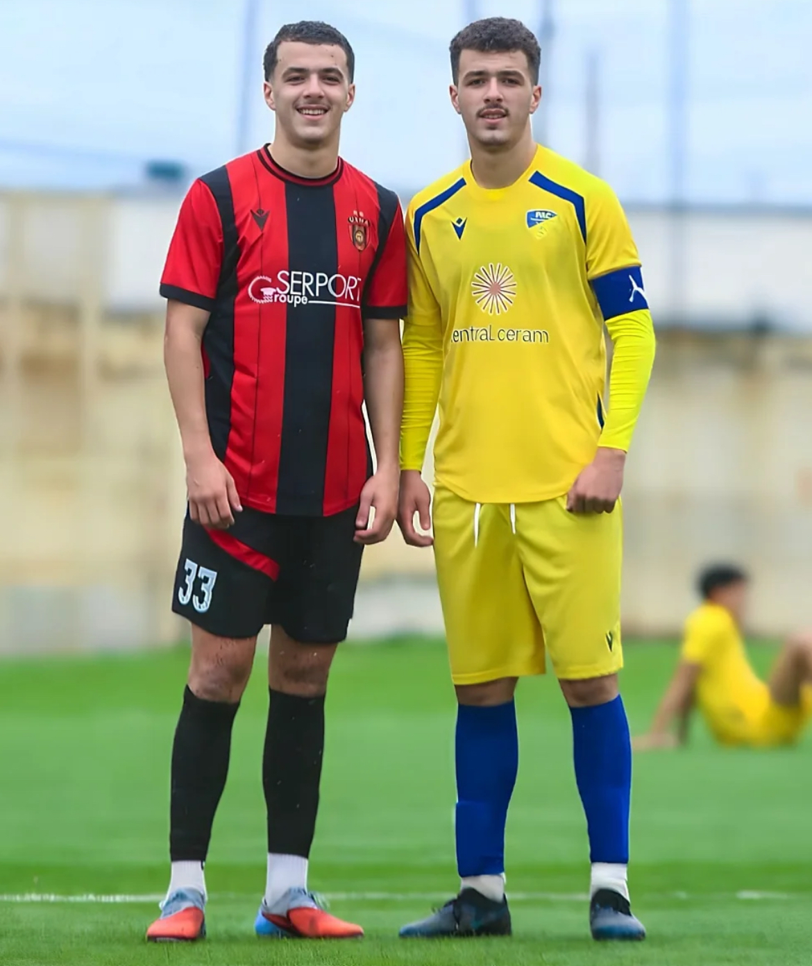 🔵 LES JUMEAUX BAYOUD DÉCOUVRENT LA LIGUE 1 MOBILIS ! 🇩🇿